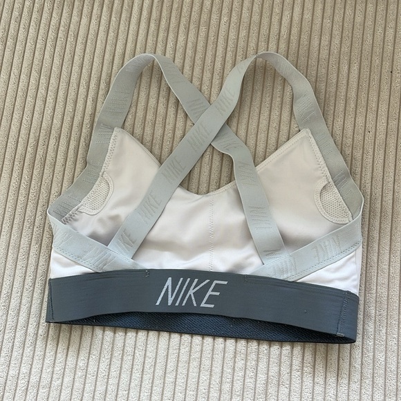 Nike Sports Bra - Picture 2 of 2